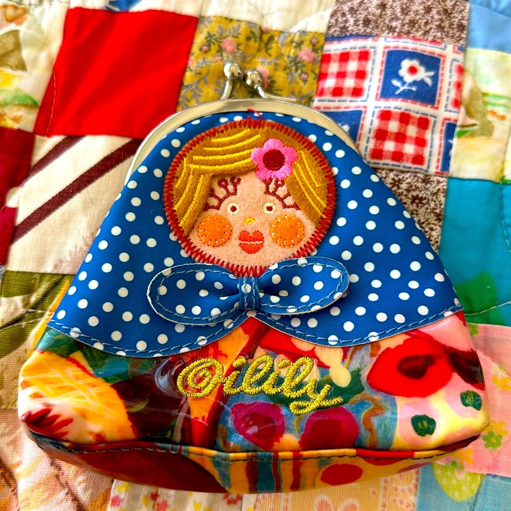Oliliy Matryoshka Coin Purse
